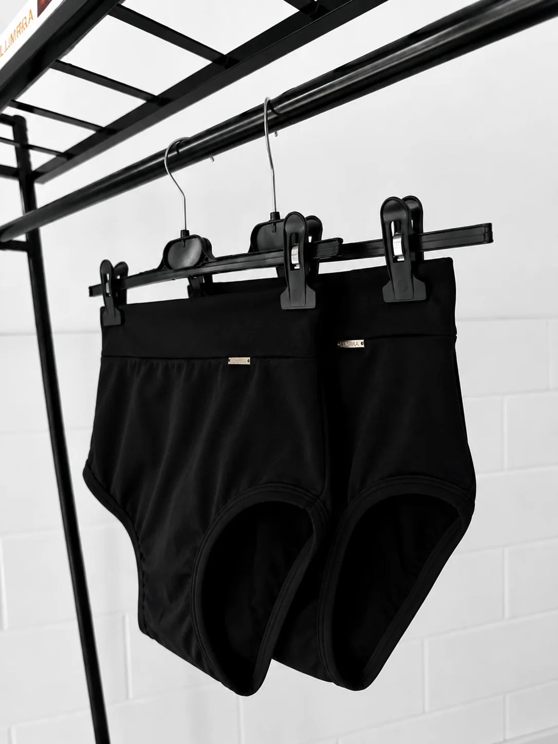 Culotte menstruelle – XS & S - Taille: XS = 32 - 34 | Couleur: Noir 