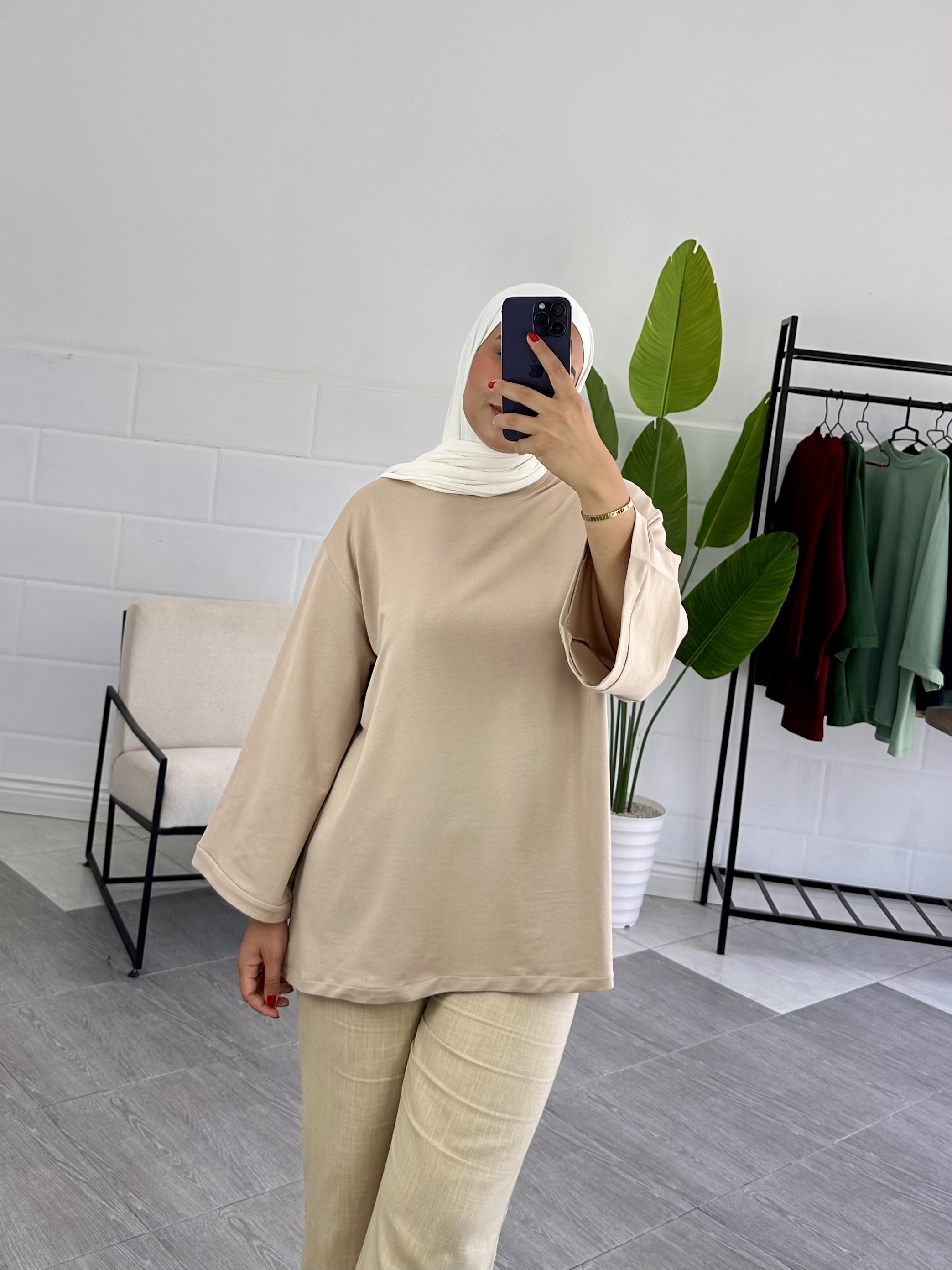 T-Shirt Premium Manches longues - Taille: Taille 2 = Longueur 83cm | Couleur: Beige