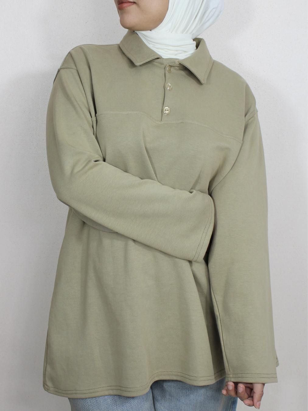 Polo modeste à boutons  - Taille: Taille 2 : (42-48)- longueur 85 cm | Couleur: Kaki