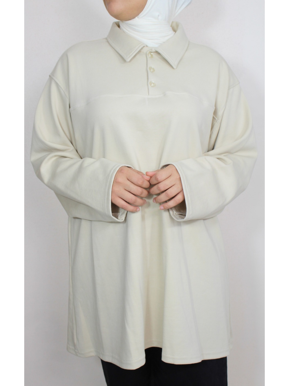 Polo modeste à boutons  - Taille: Taille 1: (36-40)- longueur 80 cm | Couleur: Beige 